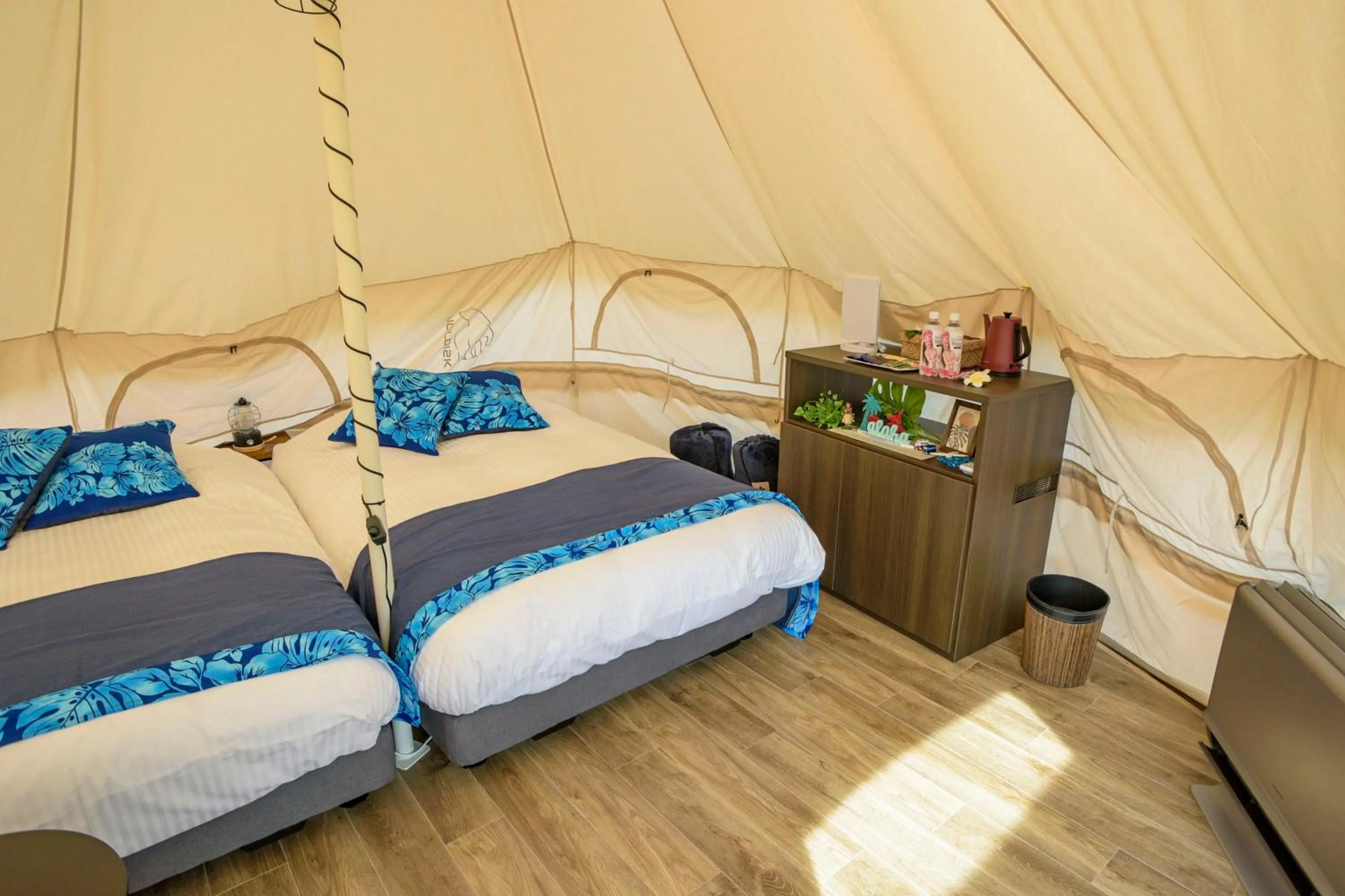 Bed in Hawaiians Glamping Mauna Village