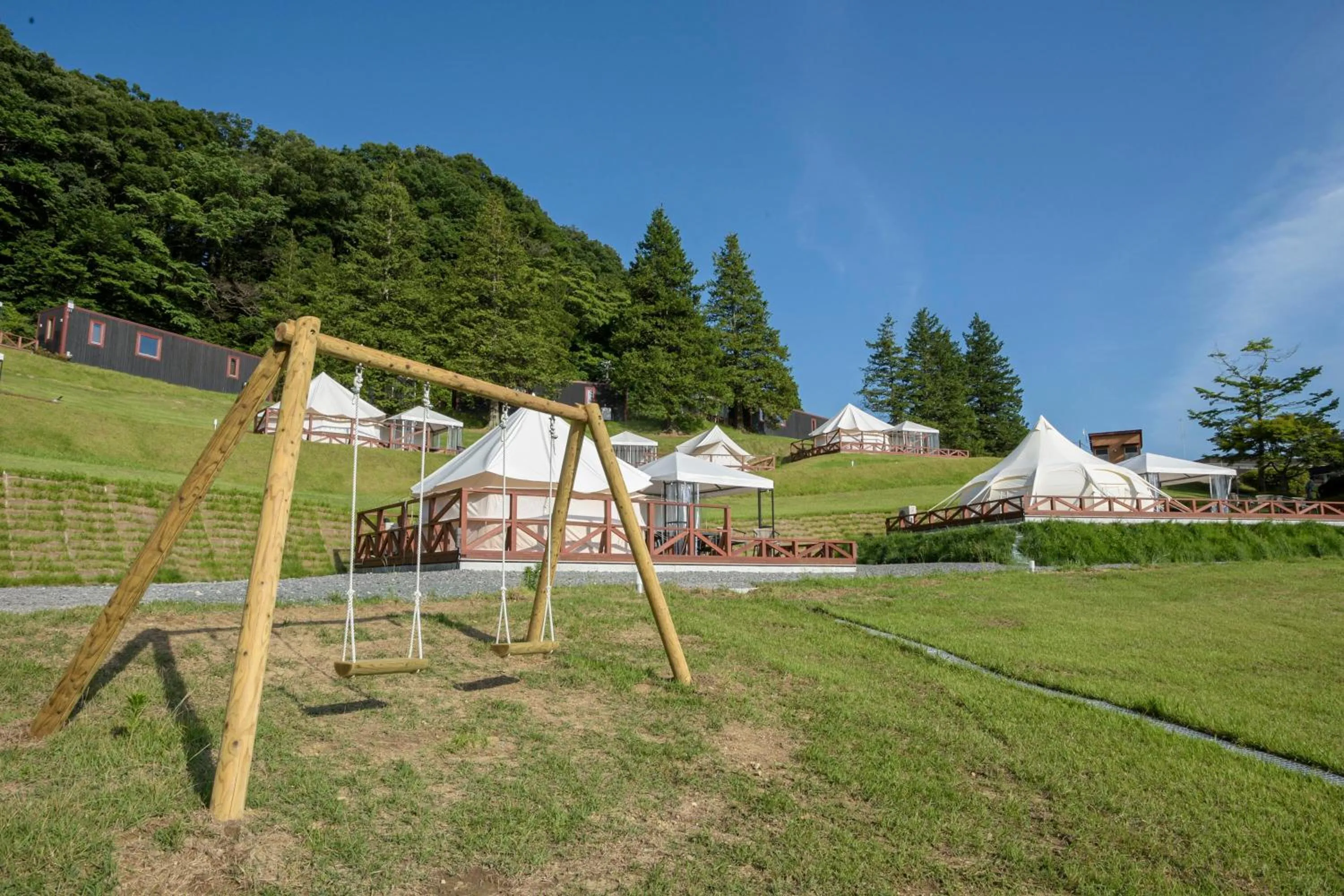 Day in Hawaiians Glamping Mauna Village