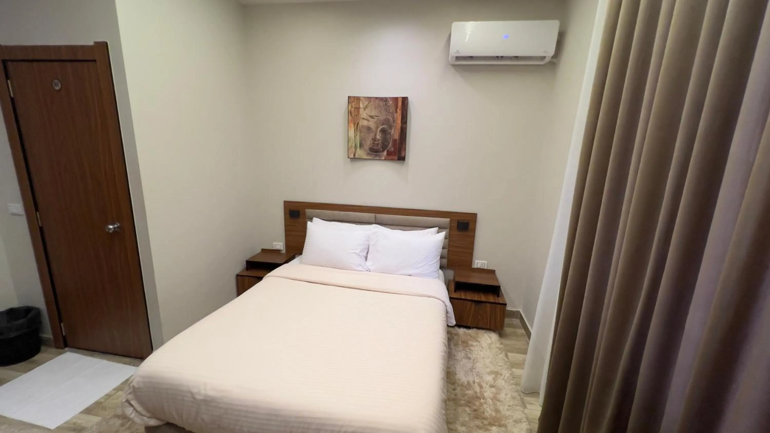 Bed in Italia Hotel Cairo