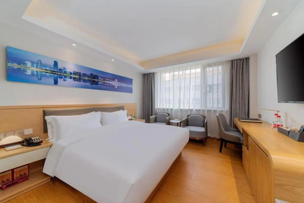 Bed in Guangzhou New Tianhe Hotel
