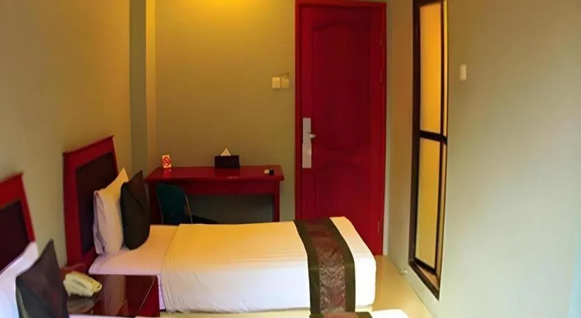 Bed in Rama Garden Hotel