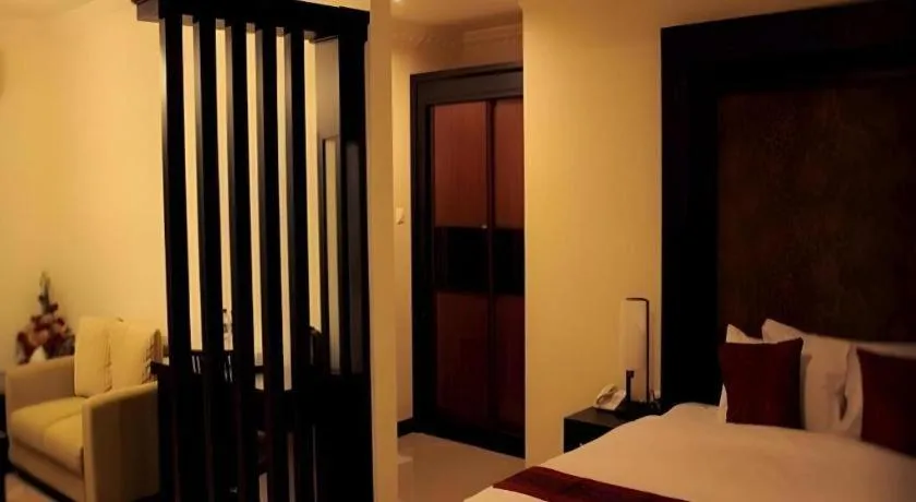 Bed in Rama Garden Hotel