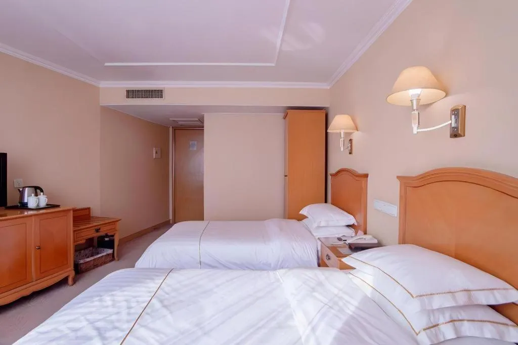 Bed in The Twenty First Century Hotel