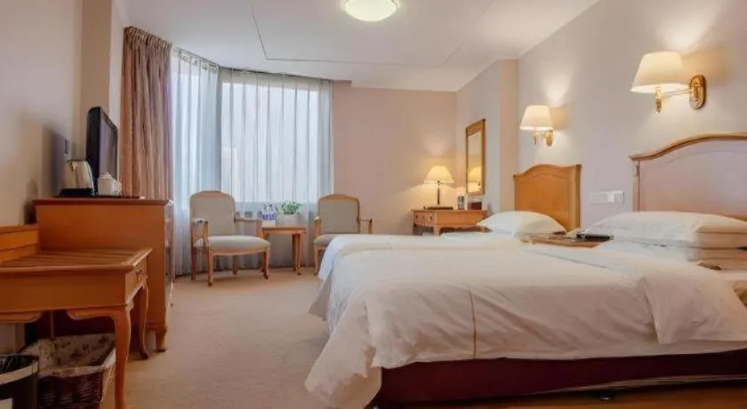 Bed in The Twenty First Century Hotel