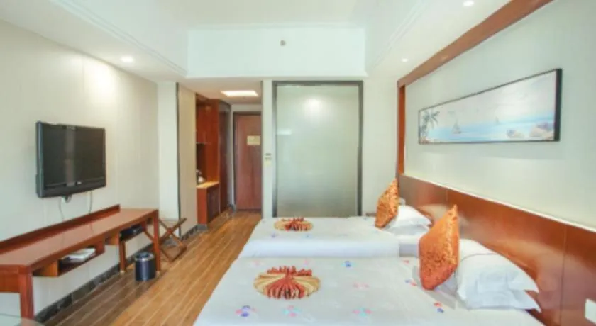 Bed in Sanya Yellow River Kyoto Hotel