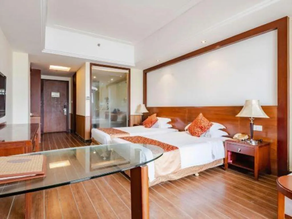 Bed in Sanya Yellow River Kyoto Hotel