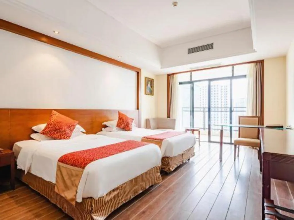 Bed in Sanya Yellow River Kyoto Hotel