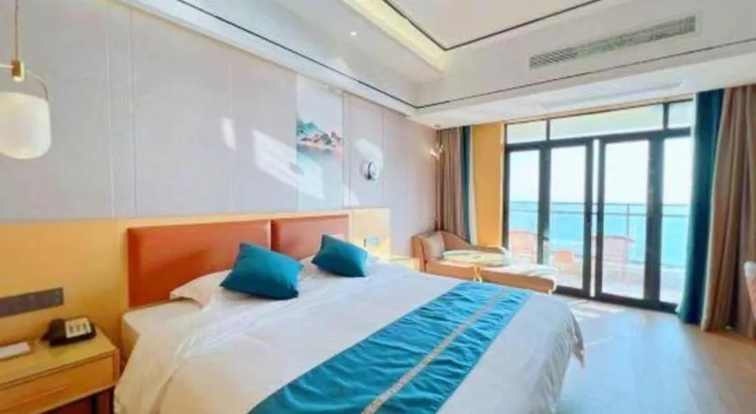 Bed in Sanya Yellow River Kyoto Hotel