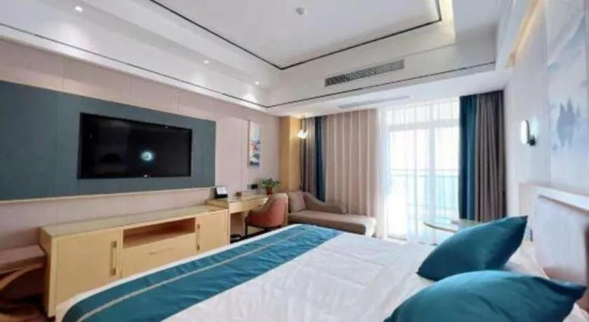 Bed in Sanya Yellow River Kyoto Hotel