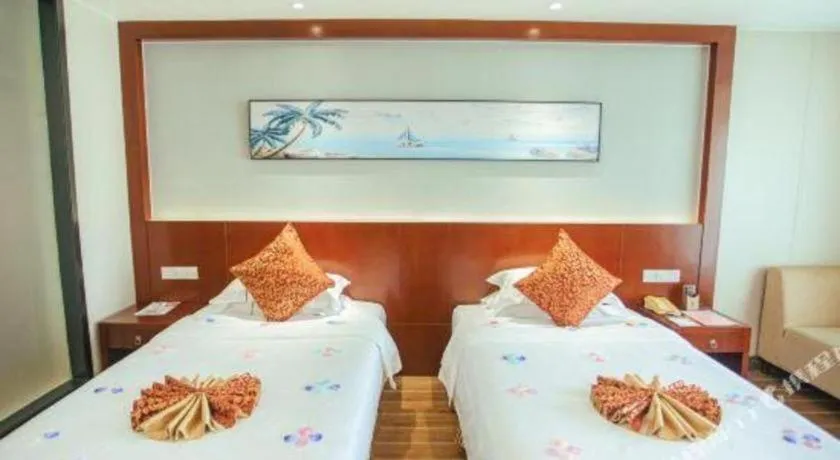 Bed in Sanya Yellow River Kyoto Hotel