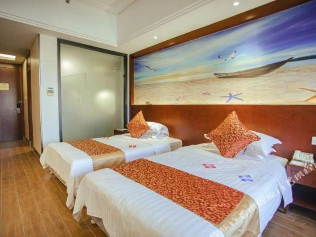 Bed in Sanya Yellow River Kyoto Hotel