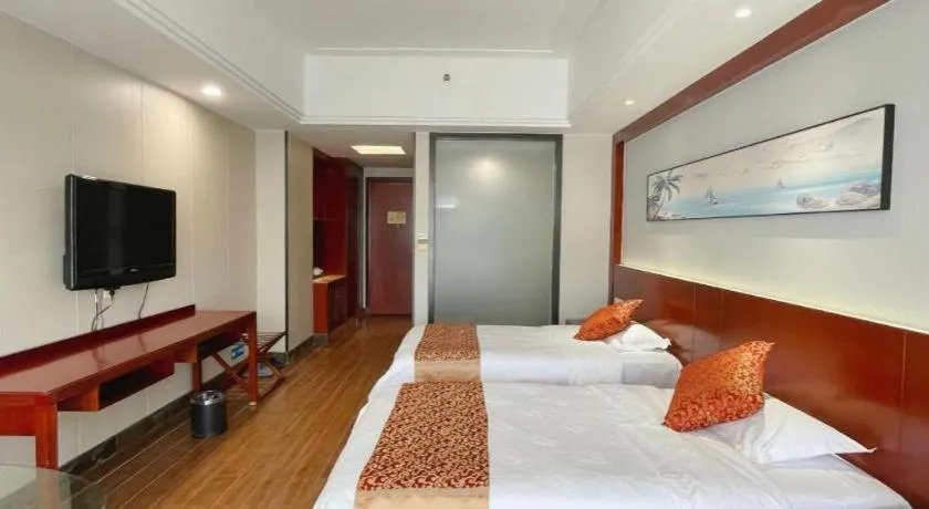 Bed in Sanya Yellow River Kyoto Hotel