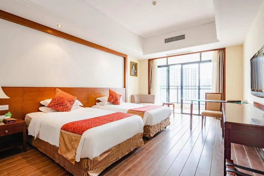 Bed in Sanya Yellow River Kyoto Hotel