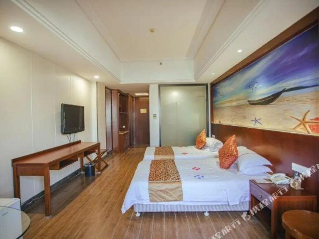 Bed in Sanya Yellow River Kyoto Hotel