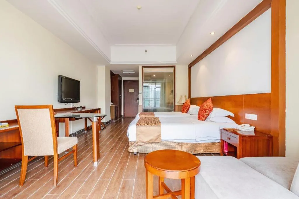 Bed in Sanya Yellow River Kyoto Hotel