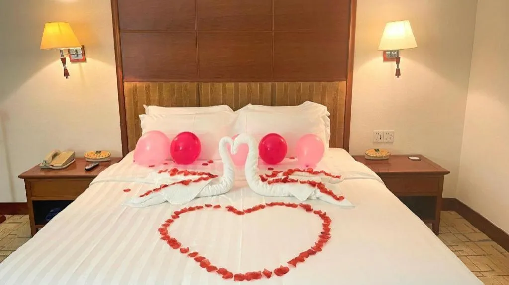 Bed in Gladden Hotel Shilong