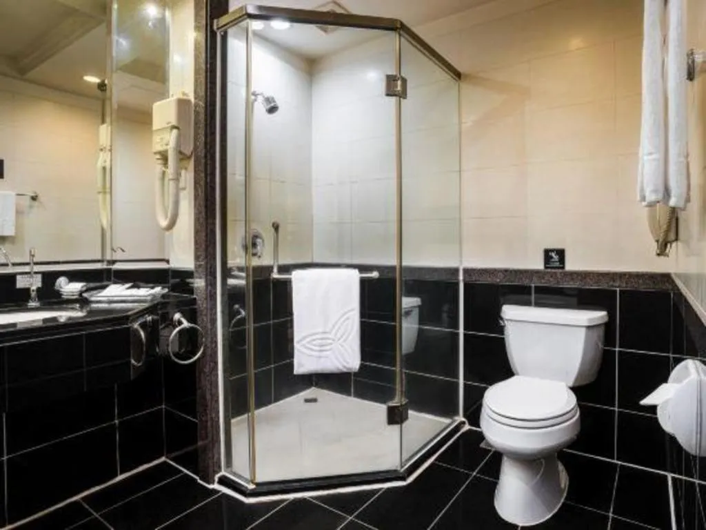 Gladden Hotel Shilong