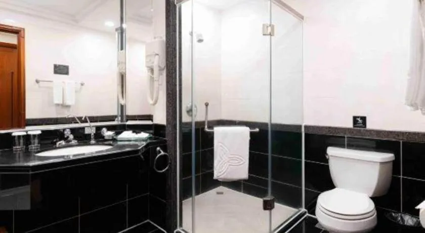 Gladden Hotel Shilong