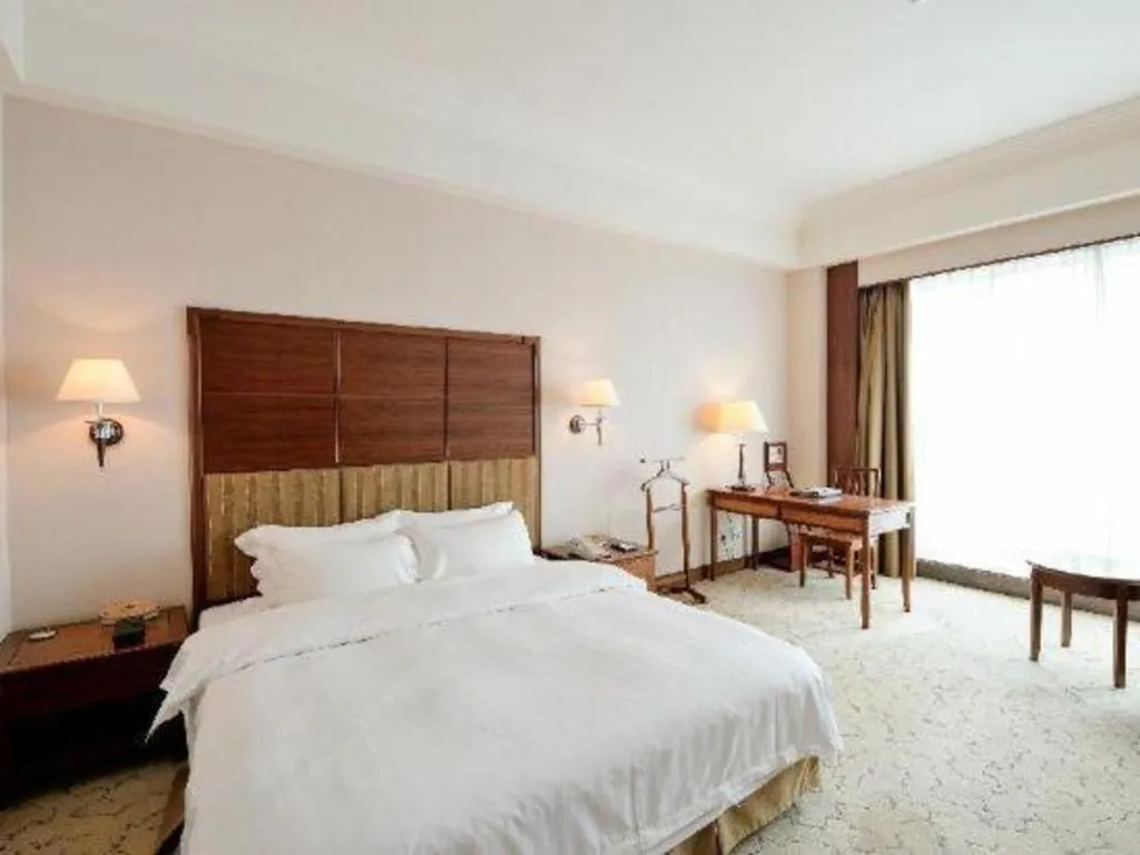 Bed in Gladden Hotel Shilong