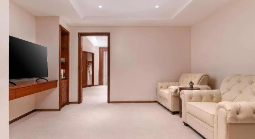 Gladden Hotel Shilong