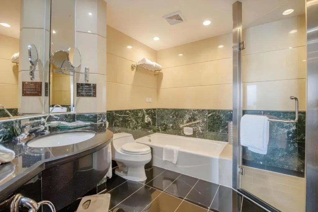 Gladden Hotel Shilong