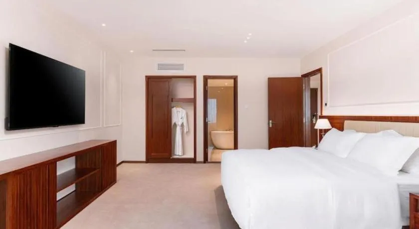 Bed in Gladden Hotel Shilong