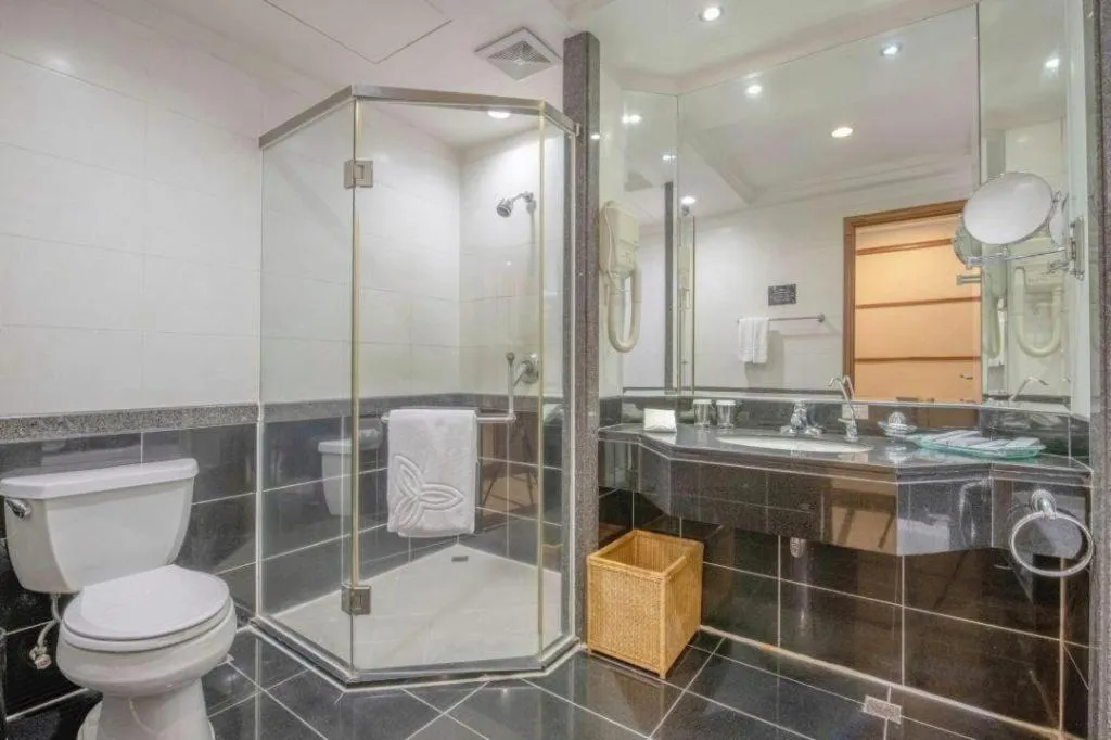 Gladden Hotel Shilong