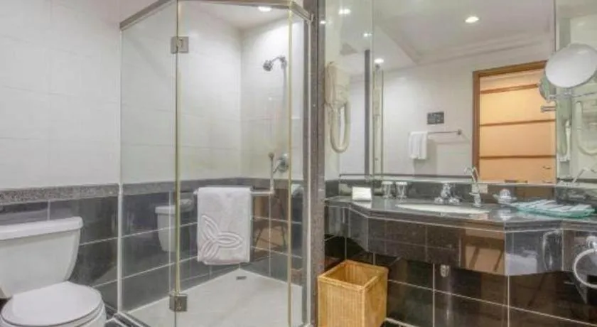 Gladden Hotel Shilong