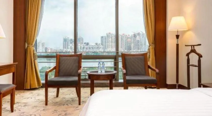 Bed in Gladden Hotel Shilong