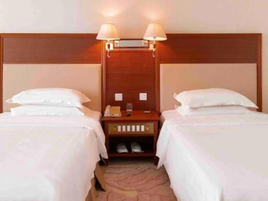 Bed in Gladden Hotel Shilong