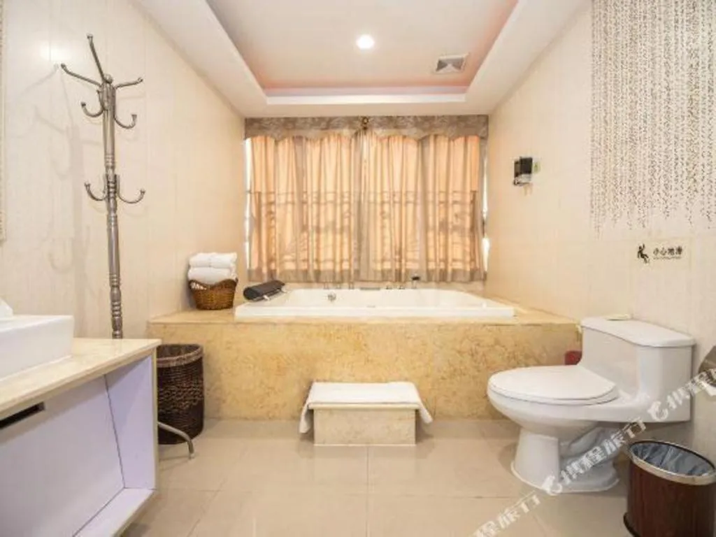 Shunde Emperor Hotel