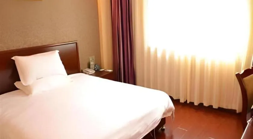 Bed in GreenTree Inn Zhoushan New Town Hotel