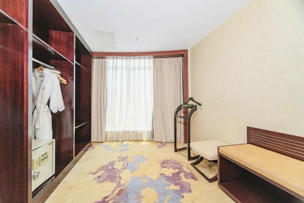 Bed in Haikou Conifer Garden Hotel