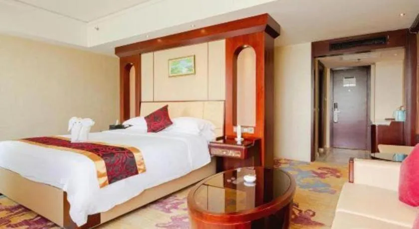 Bed in Haikou Conifer Garden Hotel