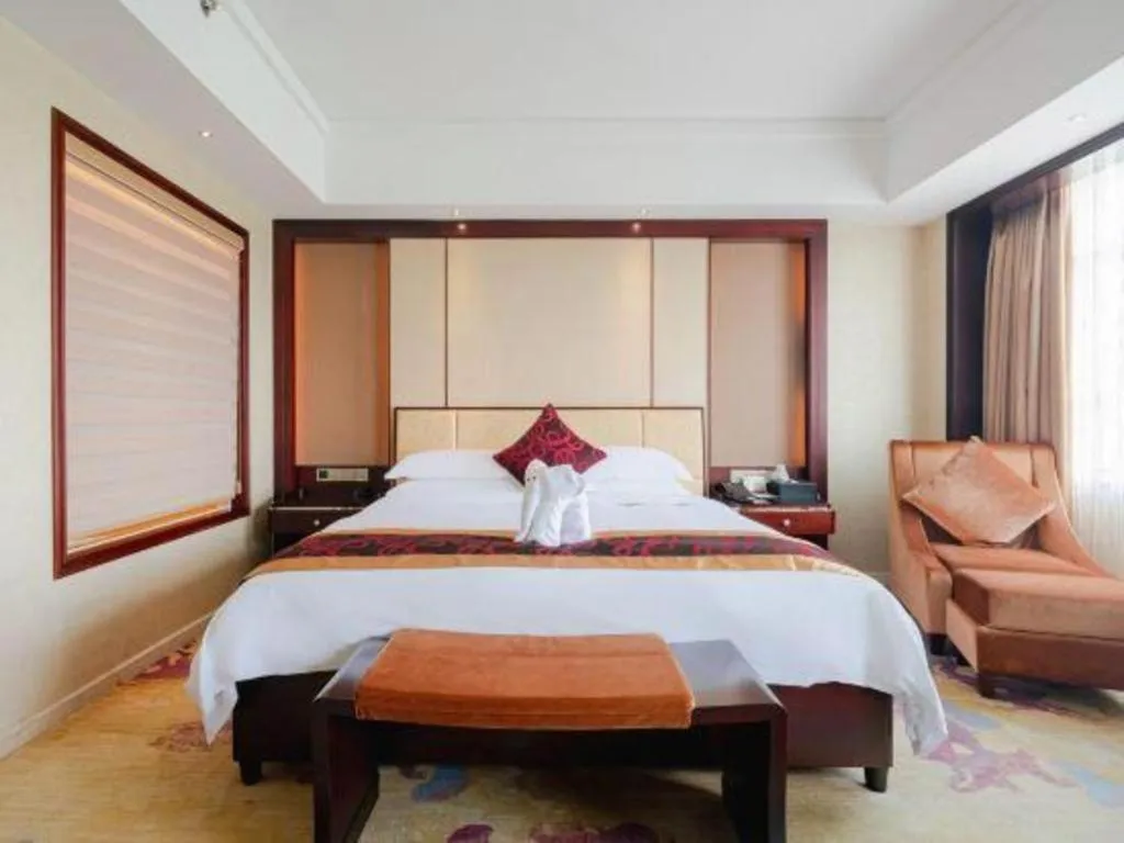 Bed in Haikou Conifer Garden Hotel