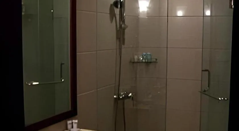 Fangzhong Holiday Hotel