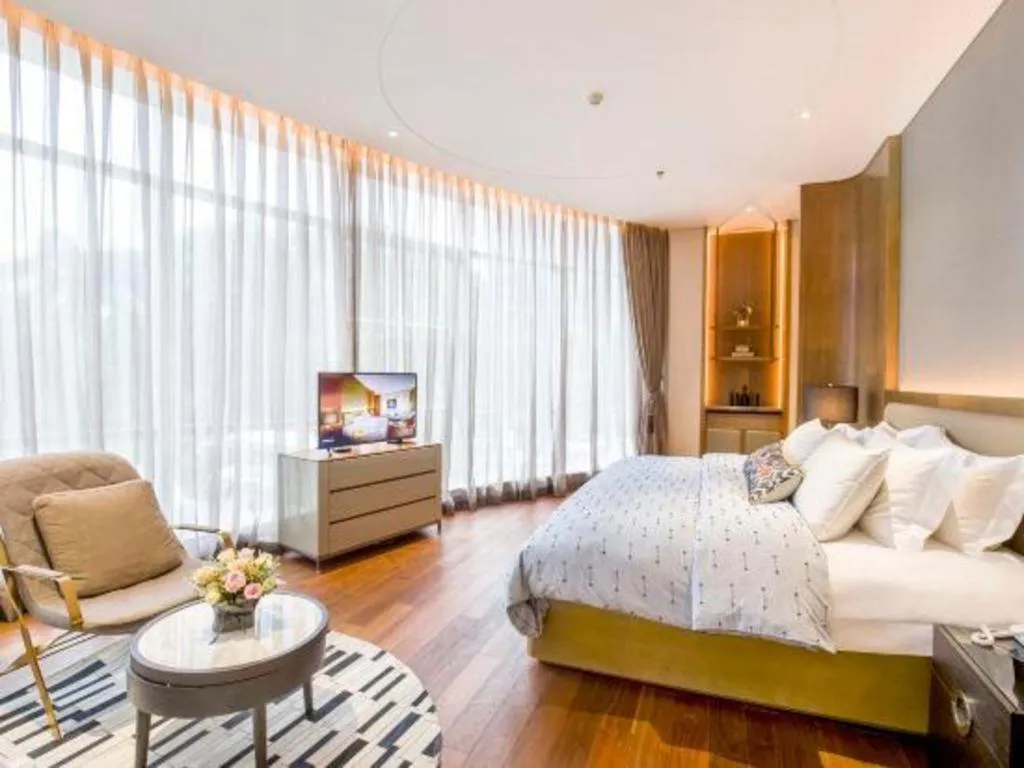 Bed in Langshan Hotel Shenzhen