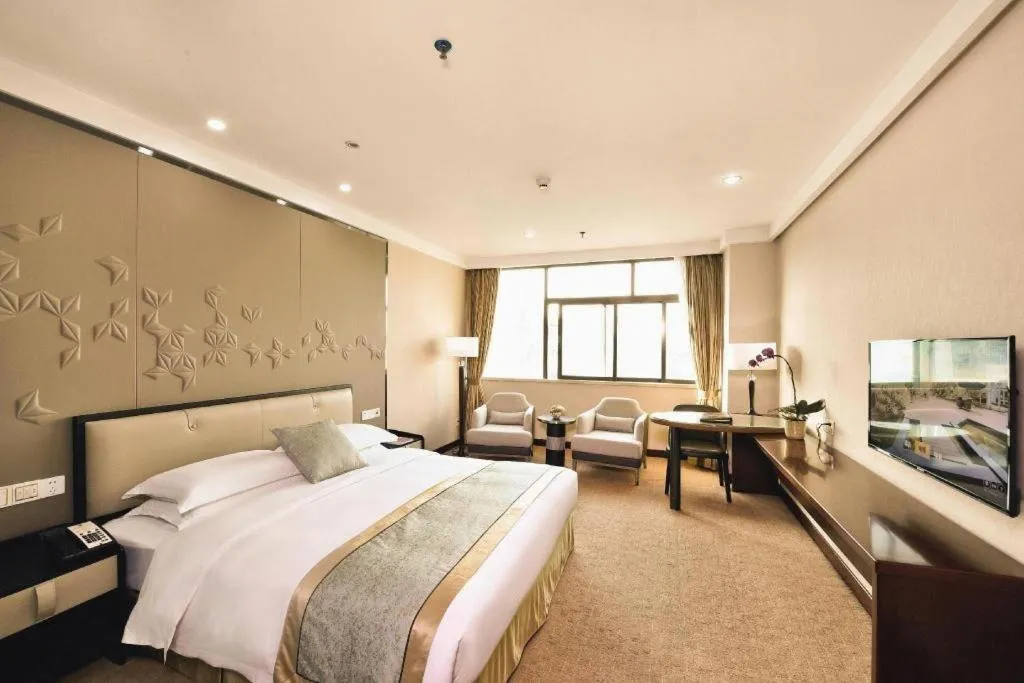 Bed in Langshan Hotel Shenzhen