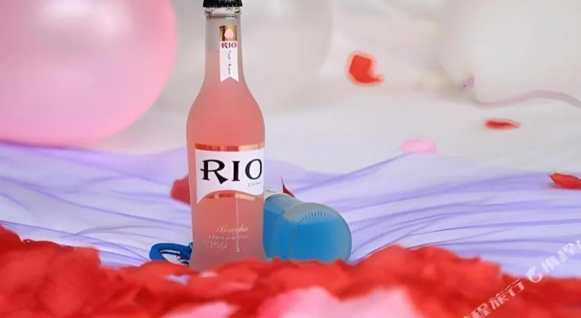 IU Hotel Guiyang North Station Shibei Road