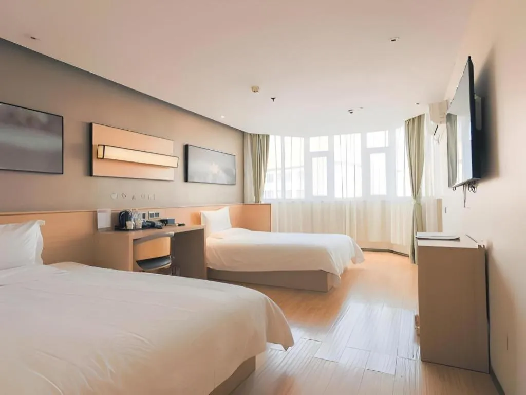 Bed in IU Hotel Guiyang North Station Shibei Road
