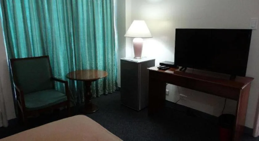 Bed in Adriatico Arms Hotel