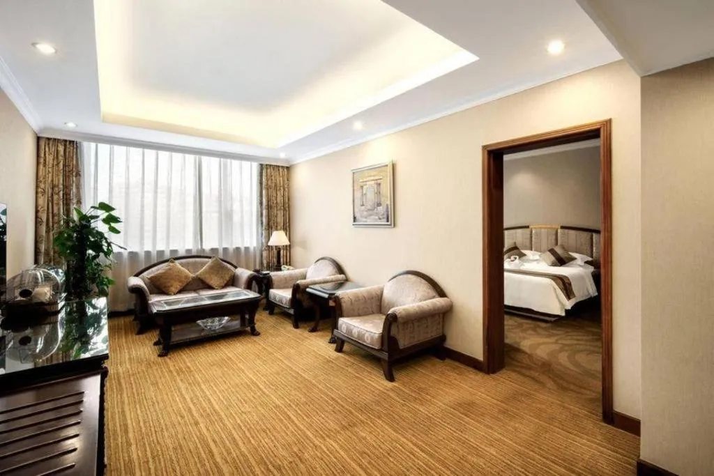 Bed in Chongqing Sunshine Continental Grand Hotel