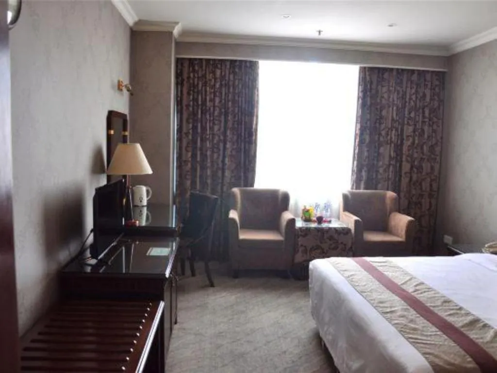 Bed in Chongqing Sunshine Continental Grand Hotel