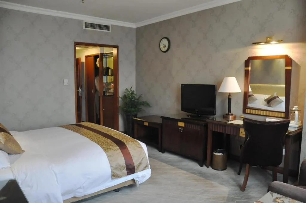 Bed in Chongqing Sunshine Continental Grand Hotel