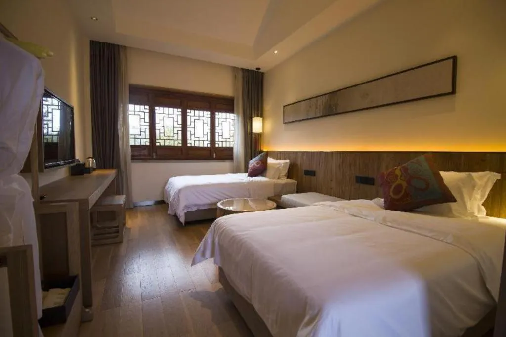 Bed in Grand House Chongqing Dazu Rock Carvings