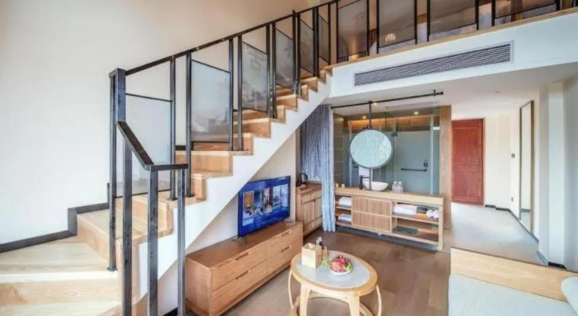 Grand House Chongqing Dazu Rock Carvings