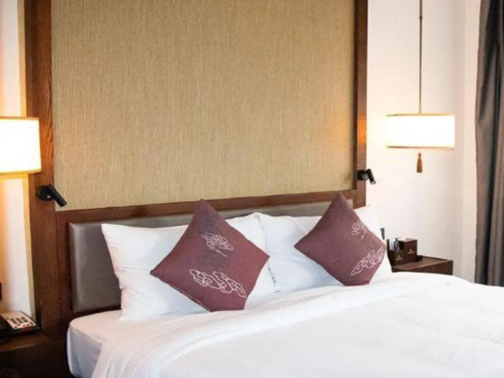 Bed in Grand House Chongqing Dazu Rock Carvings