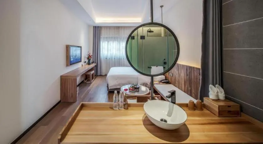 Grand House Chongqing Dazu Rock Carvings