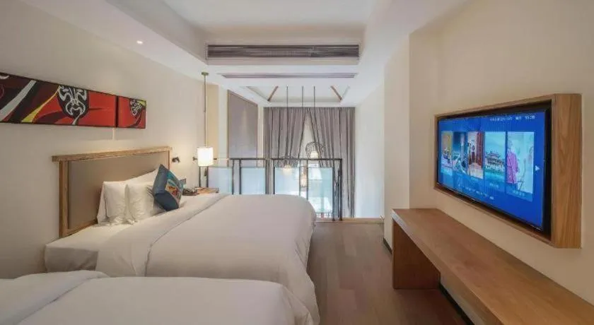 Bed in Grand House Chongqing Dazu Rock Carvings