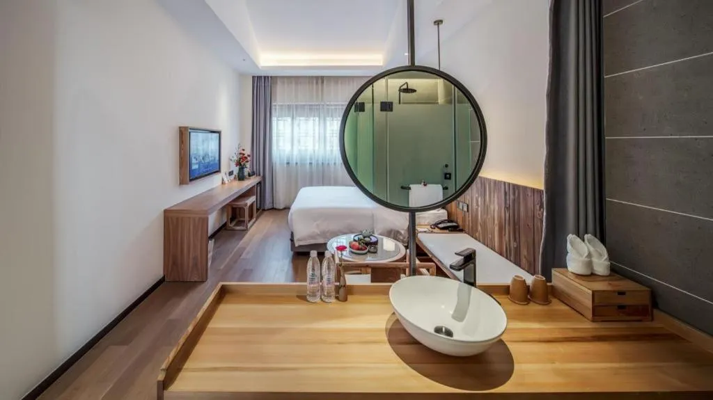 Grand House Chongqing Dazu Rock Carvings